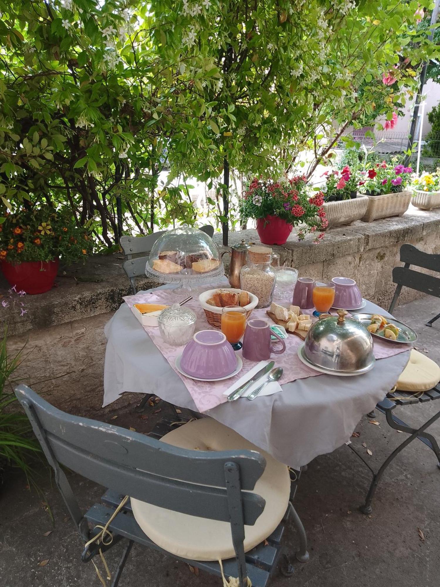 Les Gites Du Mont Ventoux Bedoin Exterior photo