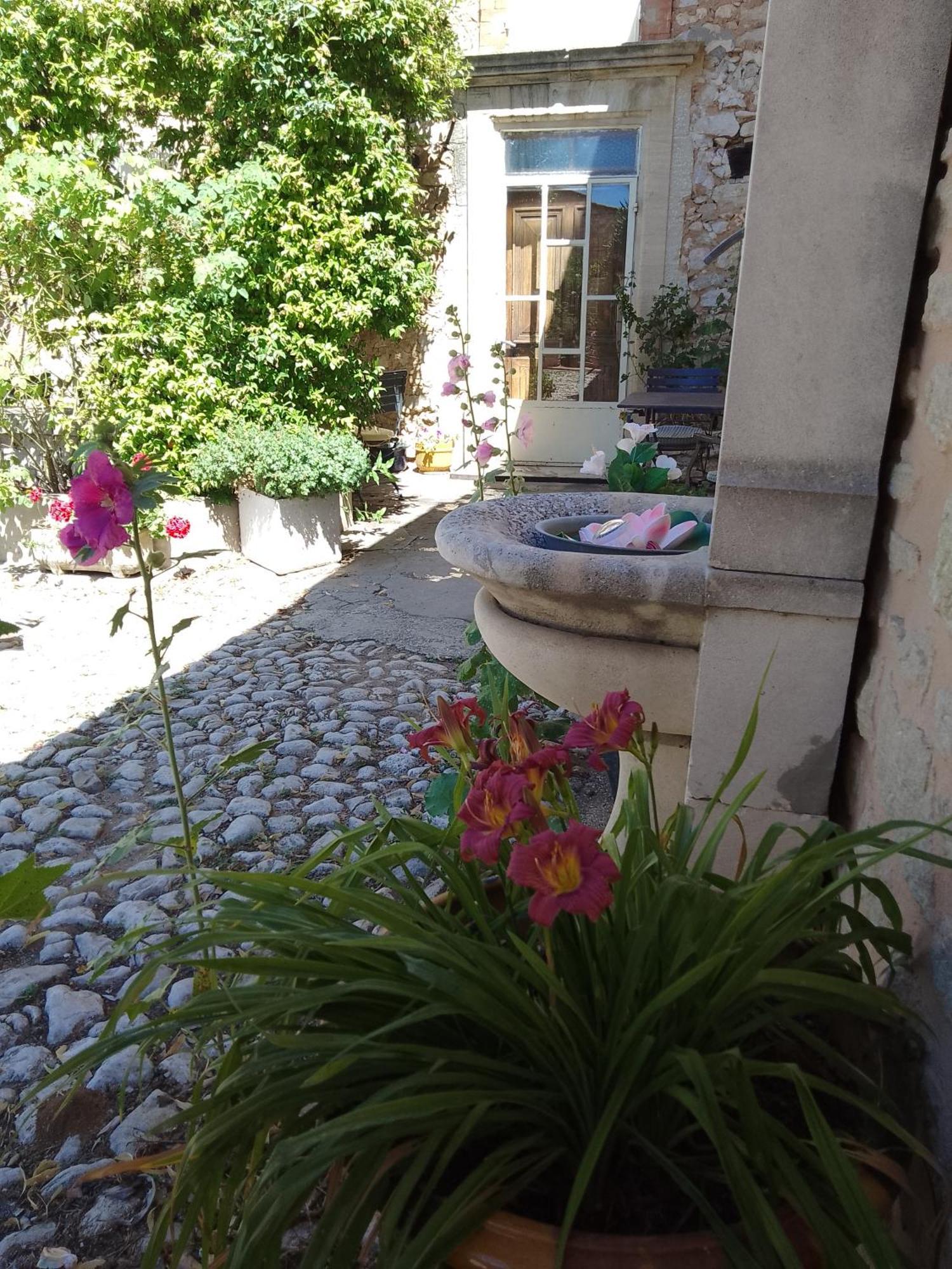 Les Gites Du Mont Ventoux Bedoin Exterior photo